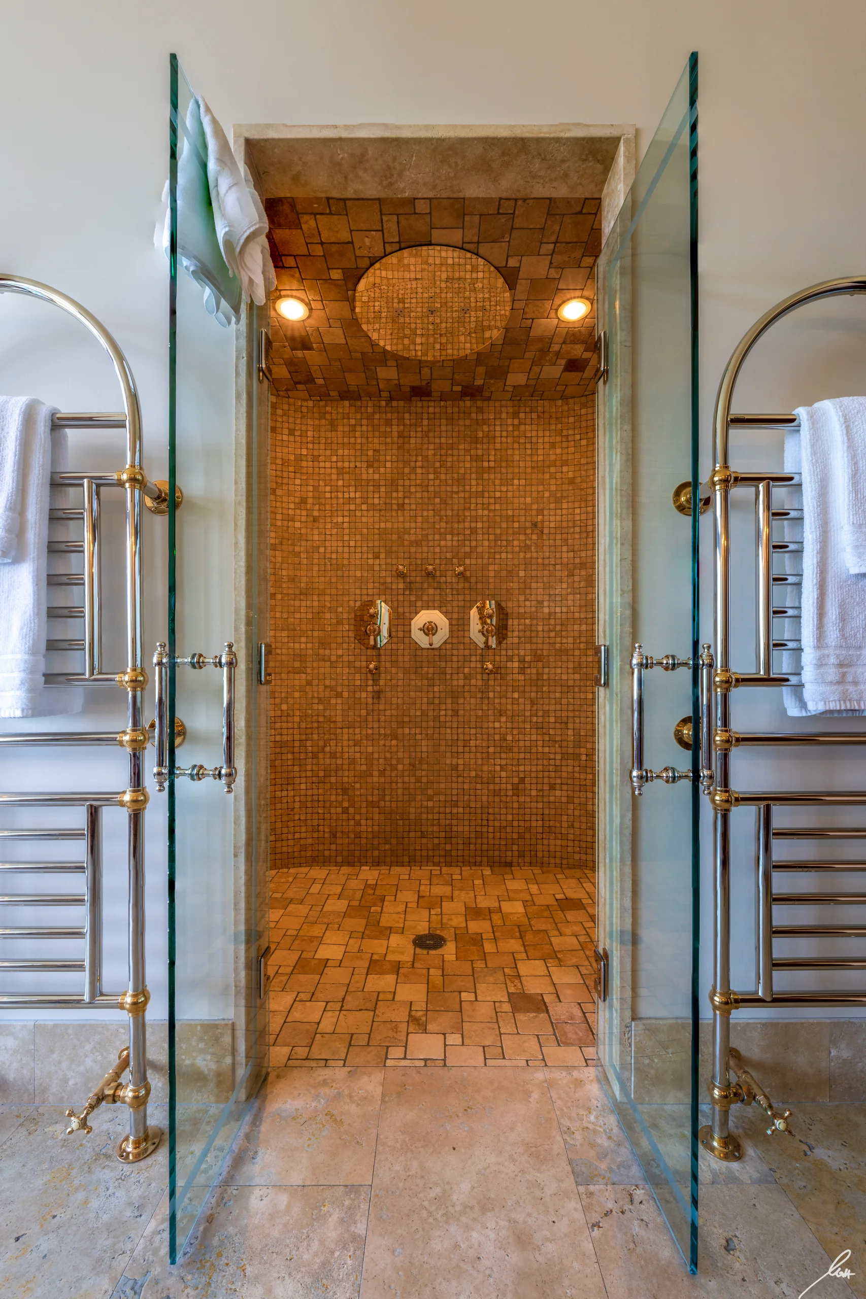 Magnolia Suite bathroom